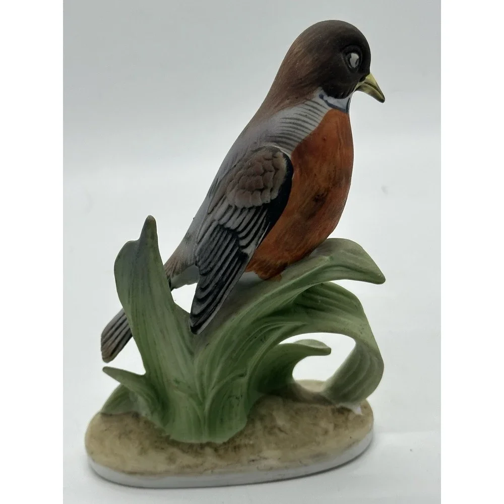 VINTAGE LEFTON CHINA RED ROBIN BIRD FIGURINE #KW464 HAND PAINTED